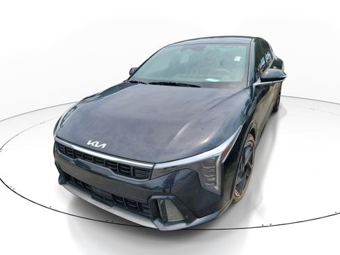 Used 2025 Kia K4 GT-Line w/ GT-Line Sunroof Package FWD image 3