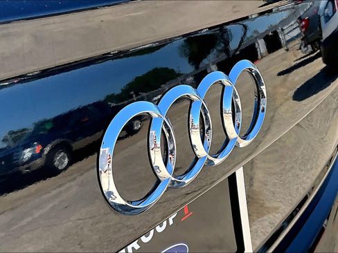 Used 2018 Audi Q7 2.0T Premium Plus AWD/4WD image 31