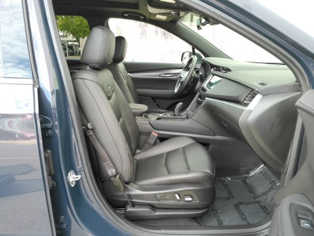 Used 2024 Cadillac XT6 Luxury w/ LPO, Floor Liner Package AWD/4WD image 19