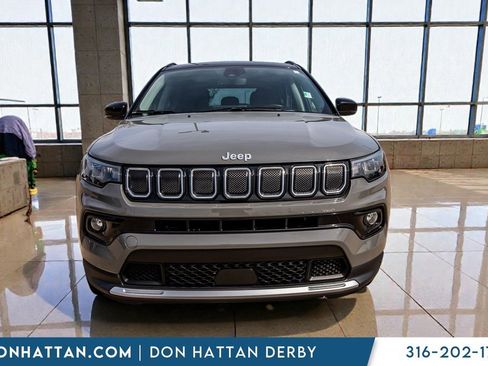 Used 2022 Jeep Compass Limited AWD/4WD image 24
