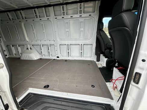 Used 2022 Mercedes-Benz Sprinter 2500 image 24