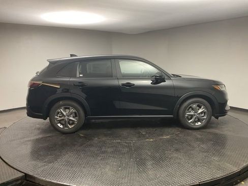 New 2026 Honda HR-V LX image 8