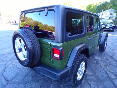 Used 2023 Jeep Wrangler Unlimited Sport AWD/4WD image 8