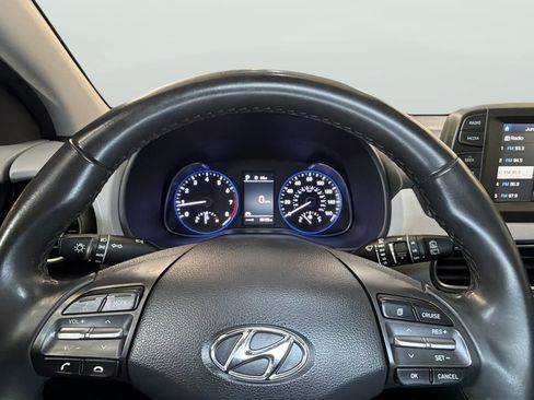 Used 2021 Hyundai Kona SEL FWD image 30