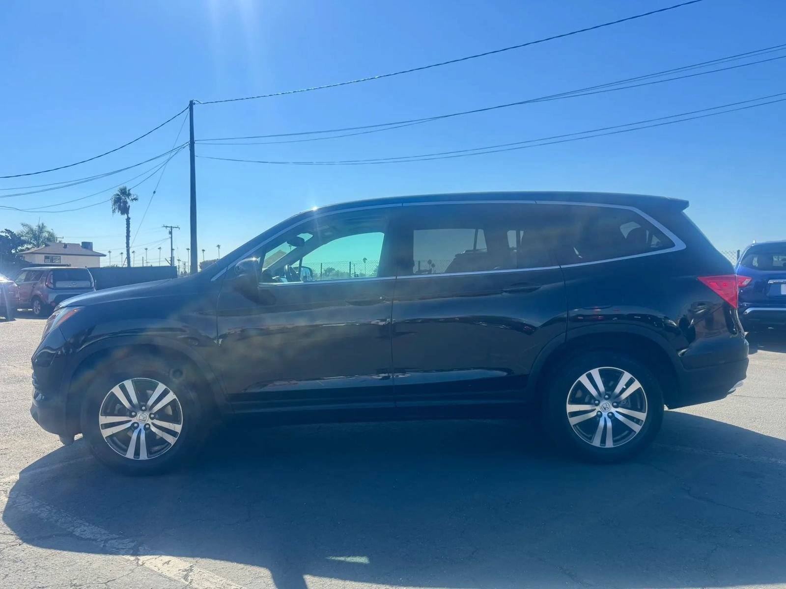 Used 2017 Honda Pilot EX-L image 3
