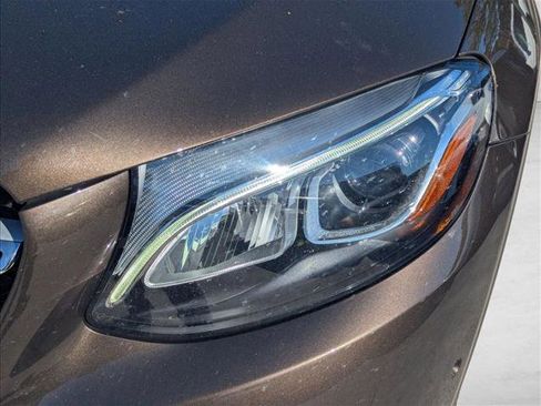 Used 2018 Mercedes-Benz GLC 300 image 7