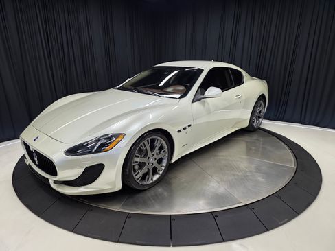 Used 2013 Maserati GranTurismo Sport image 7