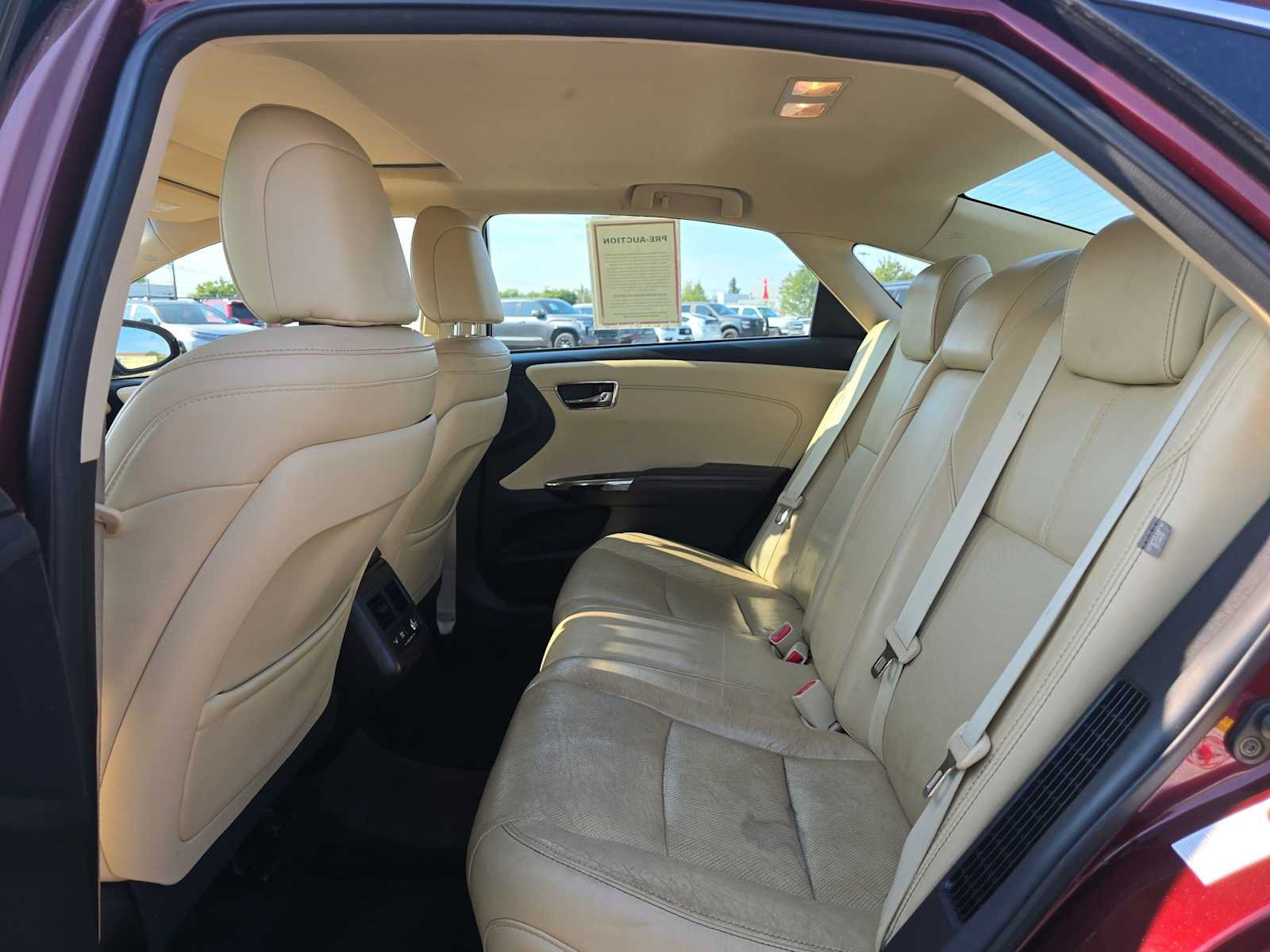 Used 2014 Toyota Avalon Limited FWD image 19