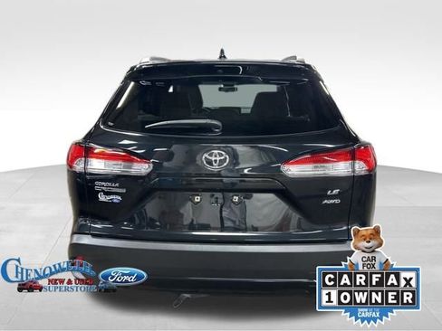 Used 2022 Toyota Corolla Cross LE image 4