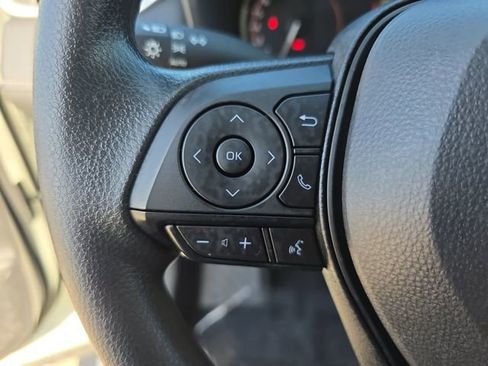 Used 2025 Toyota RAV4 XLE w/ Convenience Package image 17