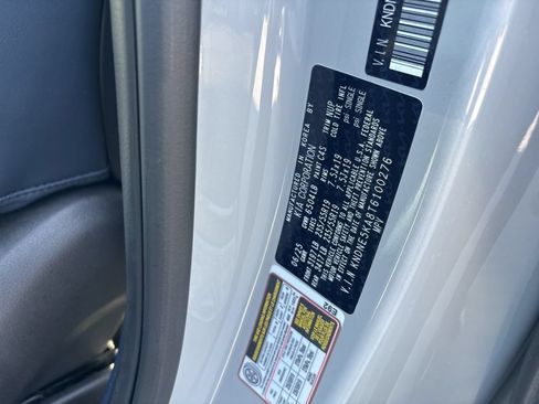 Certified 2026 Kia Carnival SX FWD image 21