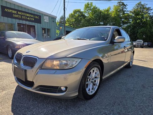 Used 2010 BMW 328i xDrive Sedan AWD/4WD image 3