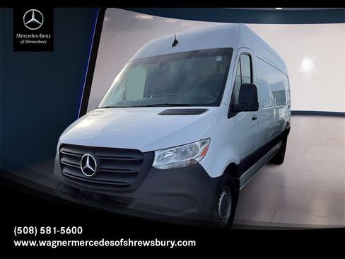 Used 2024 Mercedes-Benz Sprinter 2500 image 1