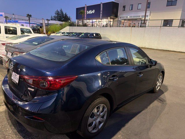 Used 2014 MAZDA MAZDA3 i Sport FWD image 3