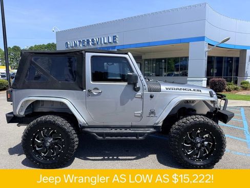 Used 2013 Jeep Wrangler Sport AWD/4WD image 4