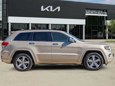 Used 2015 Jeep Grand Cherokee Overland image 7