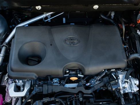 New 2025 Toyota RAV4 LE image 34