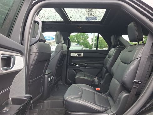 Used 2023 Ford Explorer ST w/ Equipment Group 401A AWD/4WD image 11