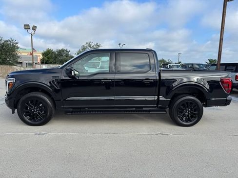 Used 2025 Ford F150 Lariat w/ Equipment Group 502A High AWD/4WD image 11