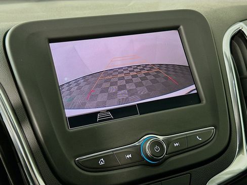 Used 2024 Chevrolet Equinox LT image 18