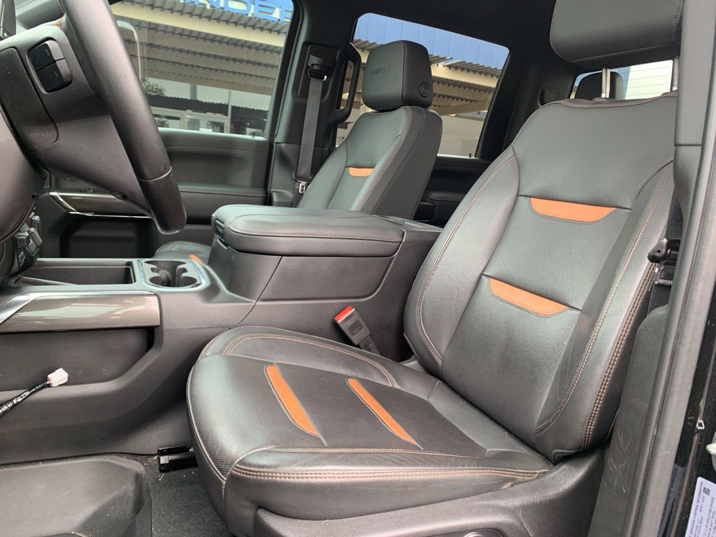 Used 2023 GMC Sierra 3500 AT4 w/ AT4 Preferred Package AWD/4WD image 27