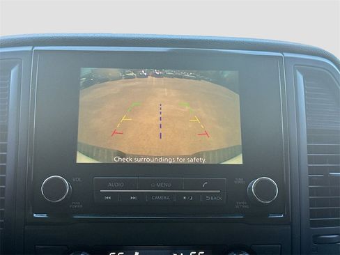 Used 2024 Nissan Titan SV w/ SV Convenience Package image 13