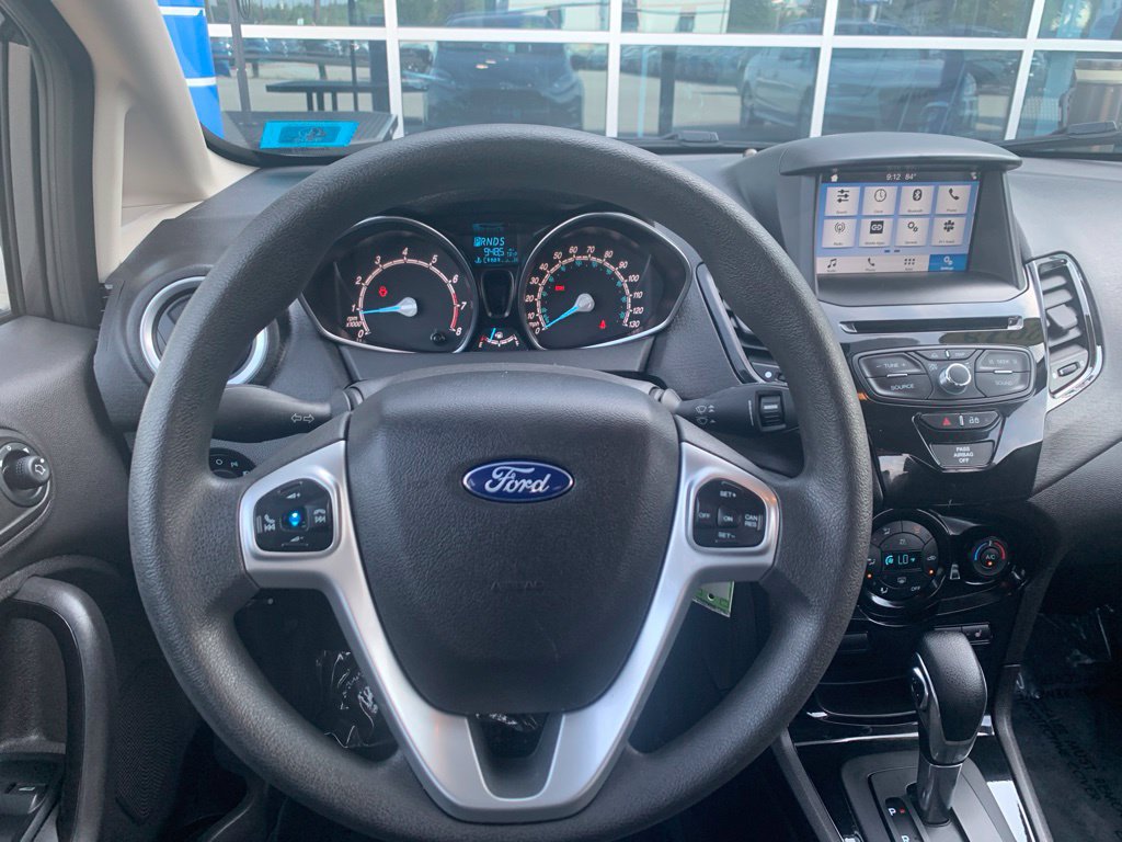 Used 2018 Ford Fiesta SE w/ Equipment Group 201A FWD image 9