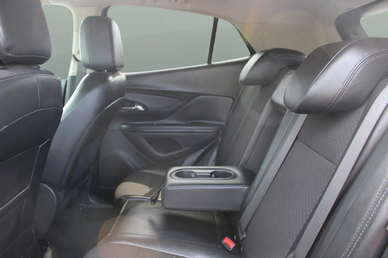 Used 2019 Buick Encore Preferred FWD image 25