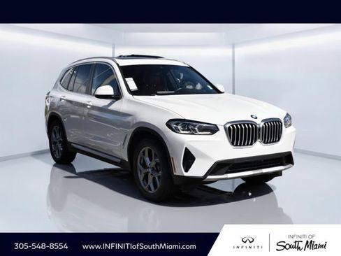 Used 2024 BMW X3 sDrive30i w/ Convenience Package RWD image 3