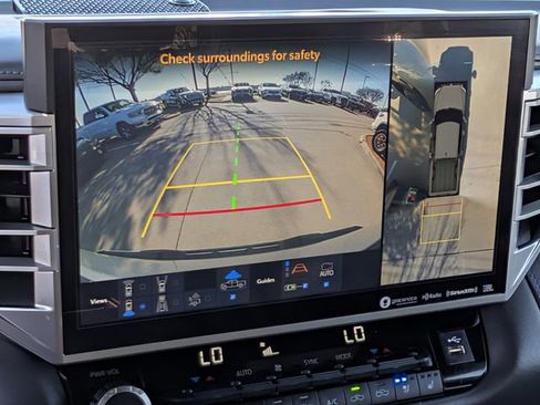 Used 2024 Toyota Tundra Platinum image 17