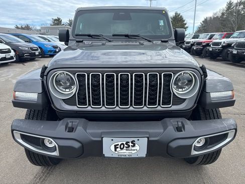 New 2026 Jeep Wrangler Sahara image 8