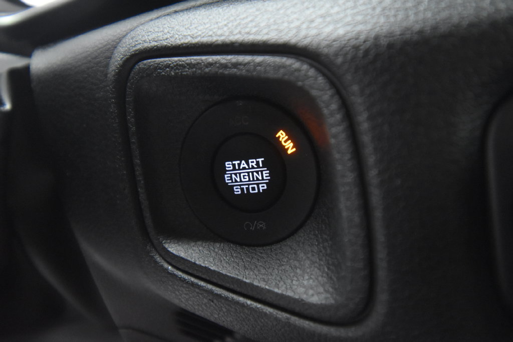 Certified 2024 Jeep Wrangler Unlimited w/ Convenience Group AWD/4WD image 29