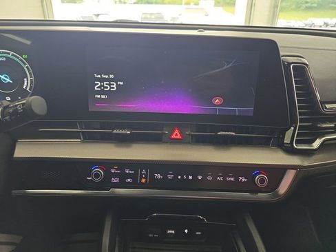 Certified 2023 Kia Sportage SX Prestige image 16