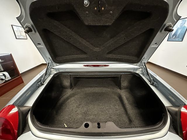 Used 2004 Ford Thunderbird RWD image 35