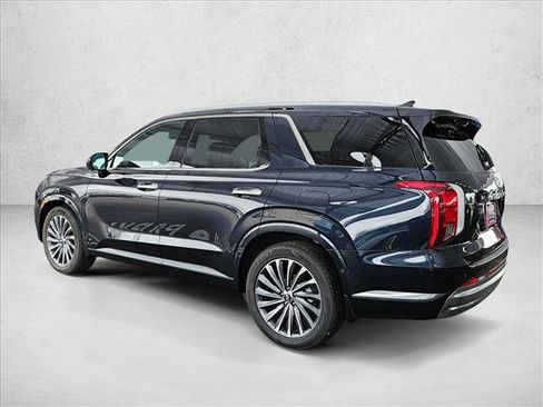 Used 2023 Hyundai Palisade Calligraphy FWD image 8