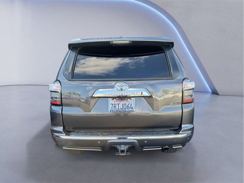 Used 2016 Toyota 4Runner Limited image 5
