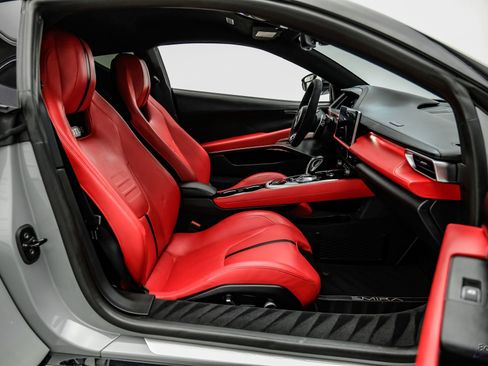 Used 2025 Lotus Emira RWD image 61