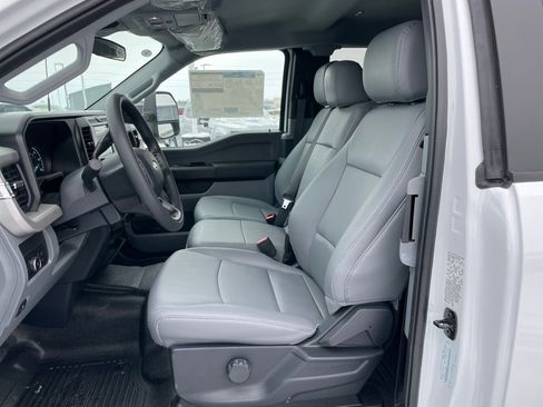 New 2026 Ford F350 XL w/ XL Chrome Package AWD/4WD image 8