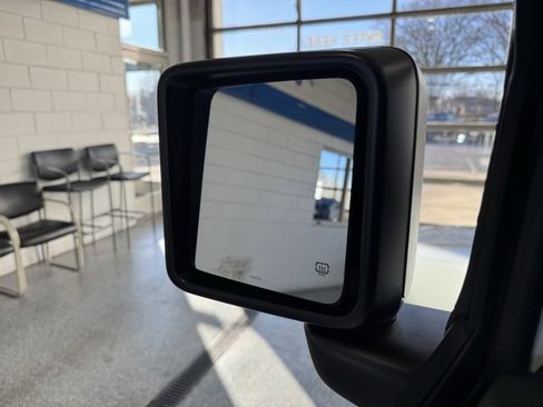 Used 2020 Jeep Gladiator Overland image 24