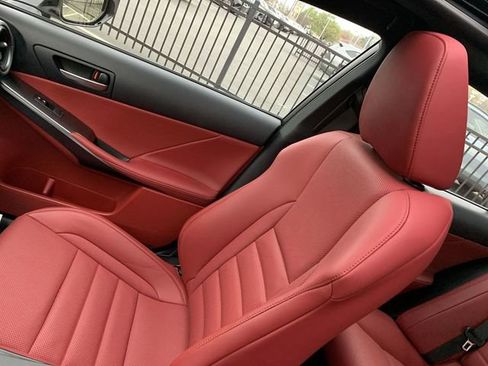 Used 2023 Lexus IS 500 image 31