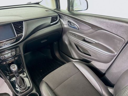 Used 2019 Buick Encore Preferred w/ Safety Package image 21