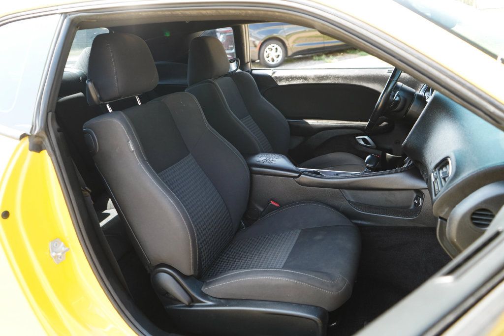 Used 2018 Dodge Challenger R/T RWD image 14