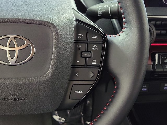 Used 2026 Toyota Prius Plug-In Hybrid FWD image 25