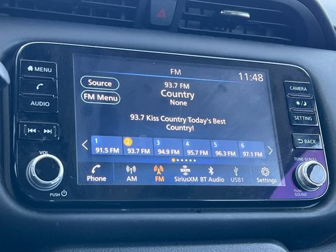 Used 2023 Nissan Kicks SR image 22