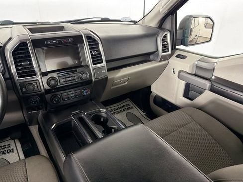 Used 2017 Ford F150 XLT w/ Equipment Group 302A Luxury AWD/4WD image 23