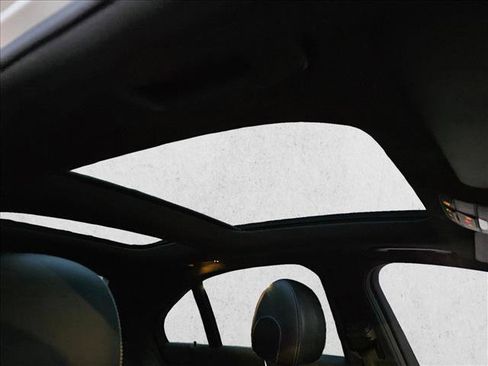 Used 2017 Mercedes-Benz C 63 AMG Sedan image 23