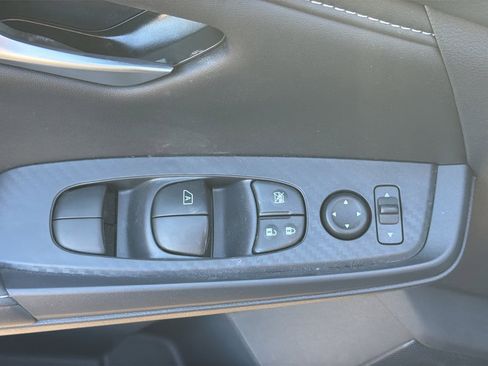 New 2025 Nissan Sentra SV image 17