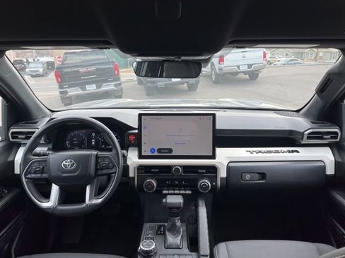 Used 2024 Toyota Tacoma TRD Off-Road image 35