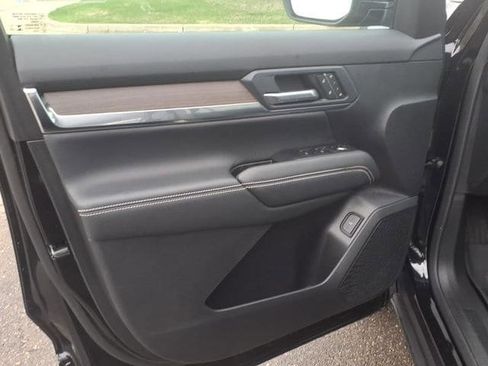 Used 2026 GMC Terrain Denali image 8