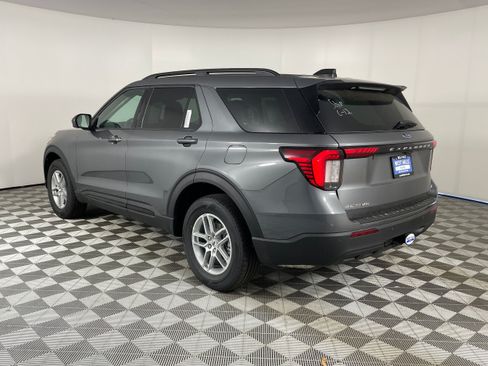 New 2026 Ford Explorer Active AWD/4WD image 8